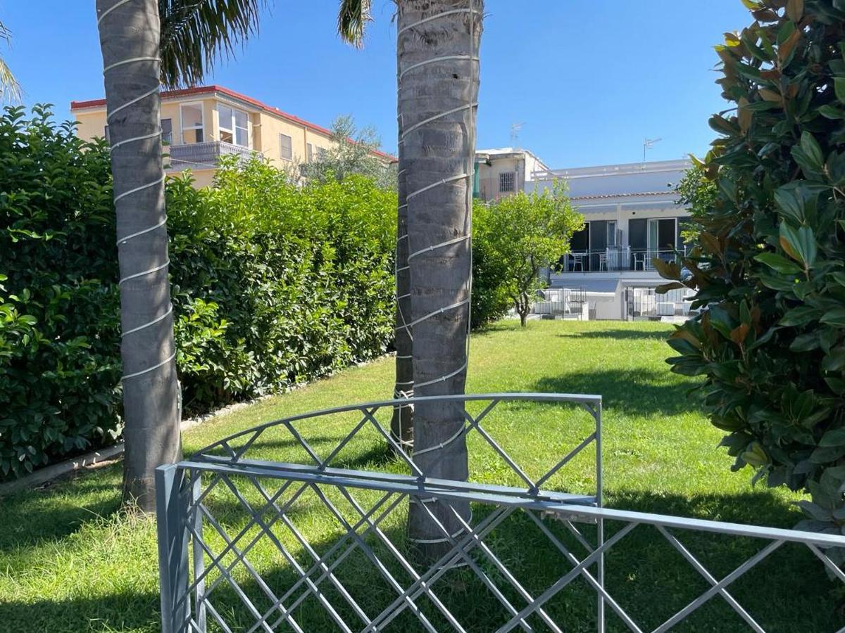 Villa Marisa Resort Castellammare di Stabia Buitenkant foto